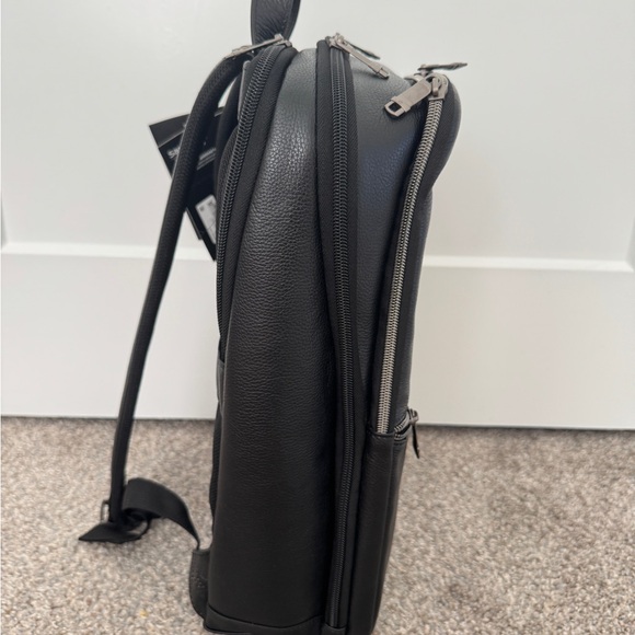 NWT Samsonite classic leather slim backpack - black - Picture 5 of 11